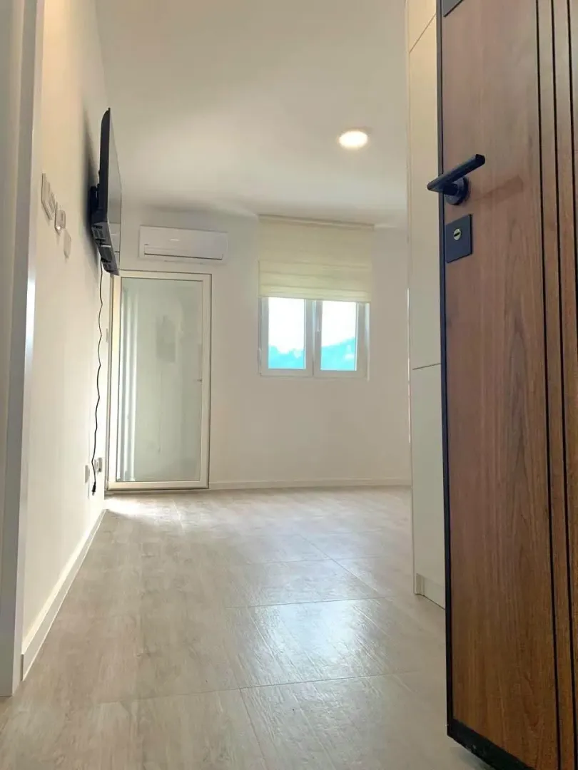 Sale, studio apartment, 26m², Šušanj, Bar