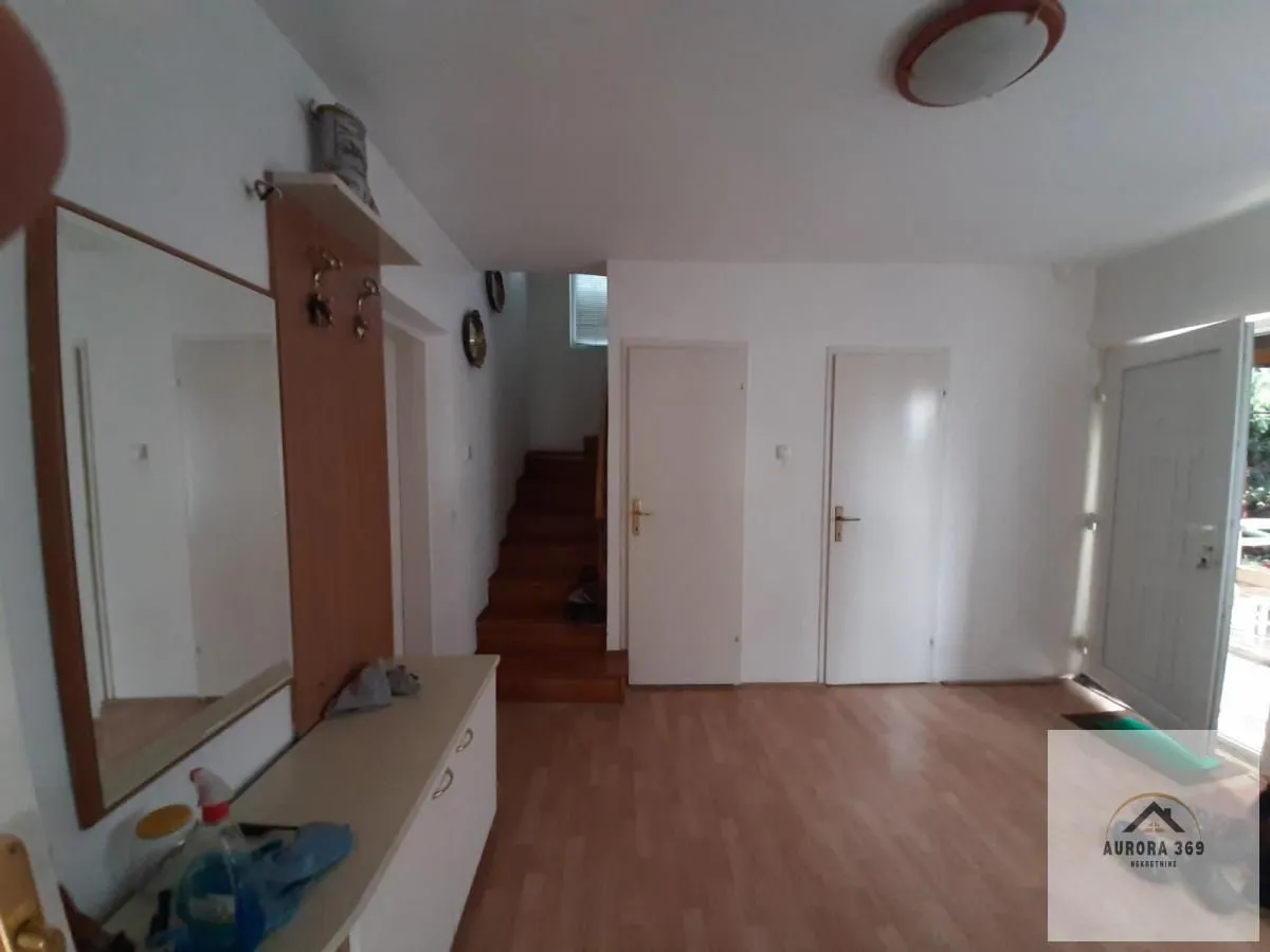 Prodaja, kuća, 174m², Sremska Kamenica, Petrovaradin