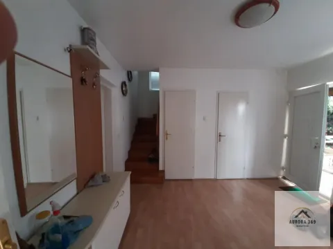 Sale, house, 220m², Sremska Kamenica, Petrovaradin - image 3