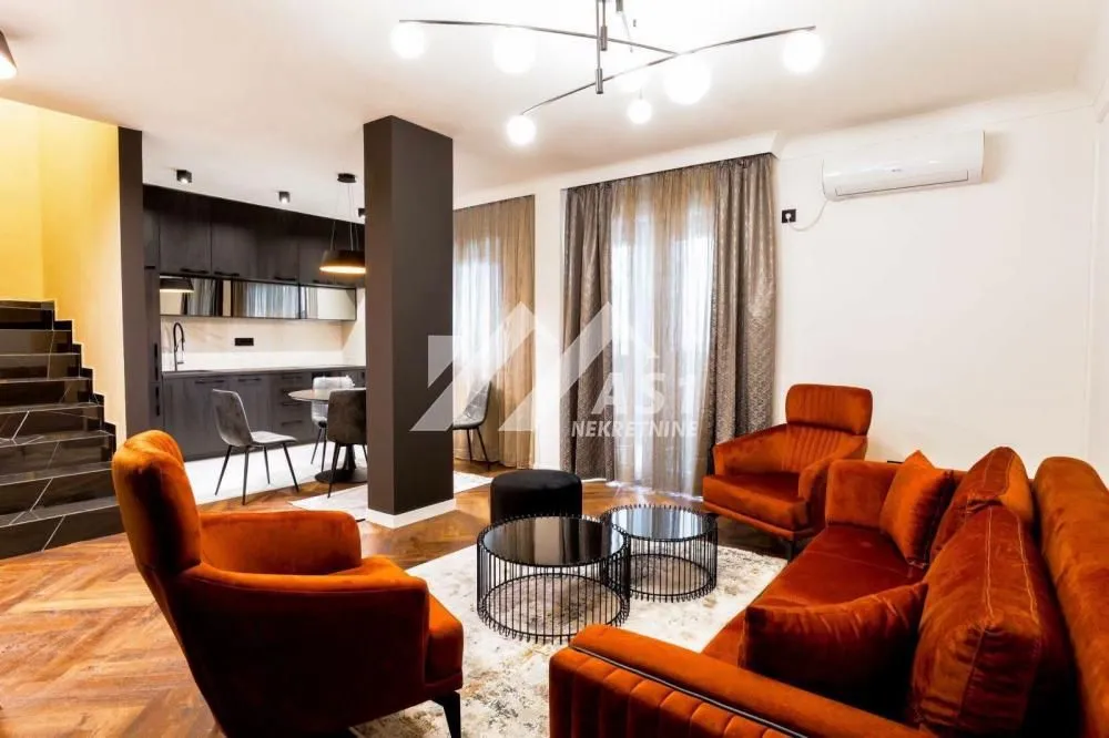 Izdavanje, četvorosoban stan, 109m², Petrovaradin, Novi Sad