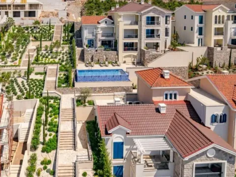 Prodaja, jednosoban stan, 153m², Luštica Bay, Tivat