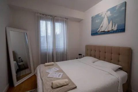 Rent, one bedroom apartment, 45m², Centar, Podgorica - image 3