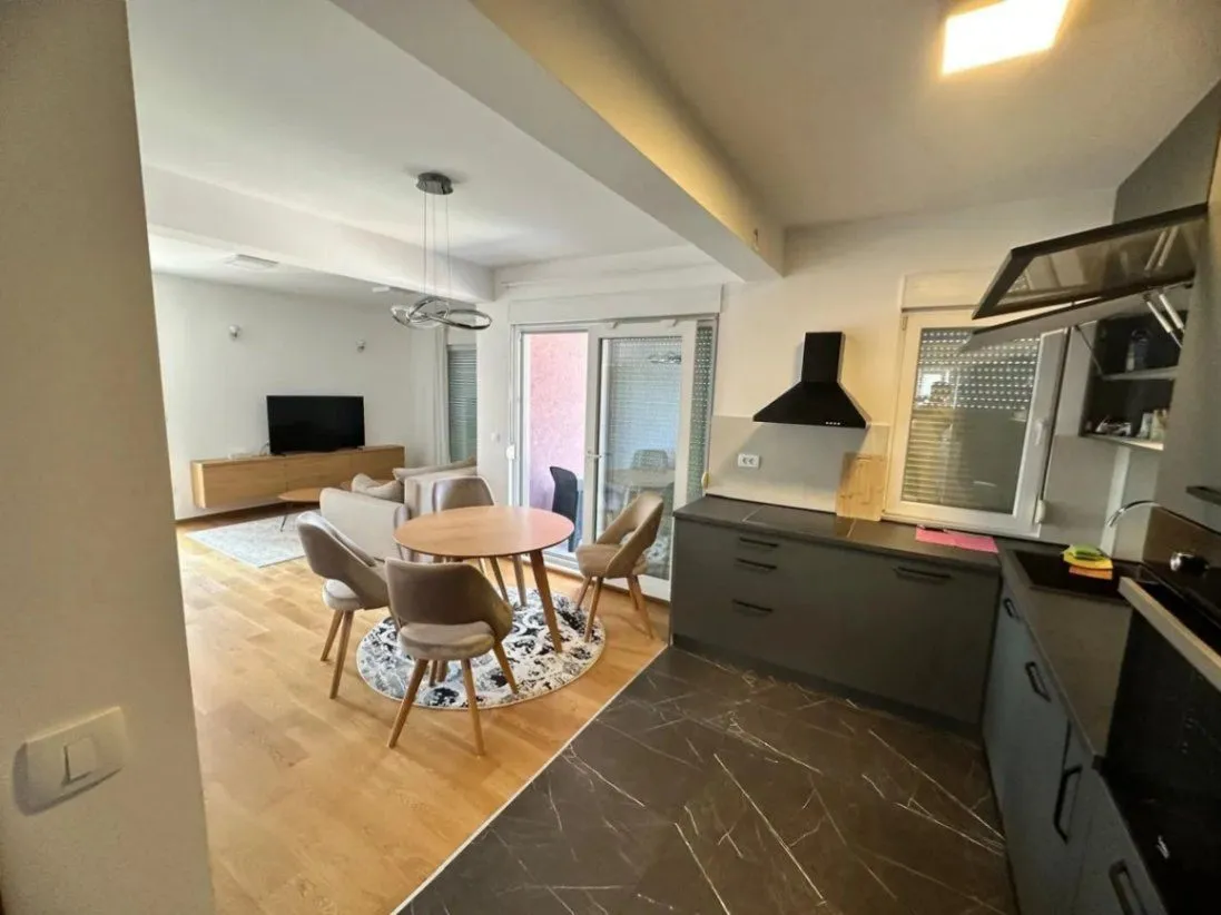 Rent, apartment, 74m², Mažina, Tivat