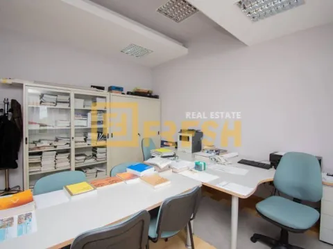 Rent, office space, 250m², Gornja Gorica, Podgorica - image 14