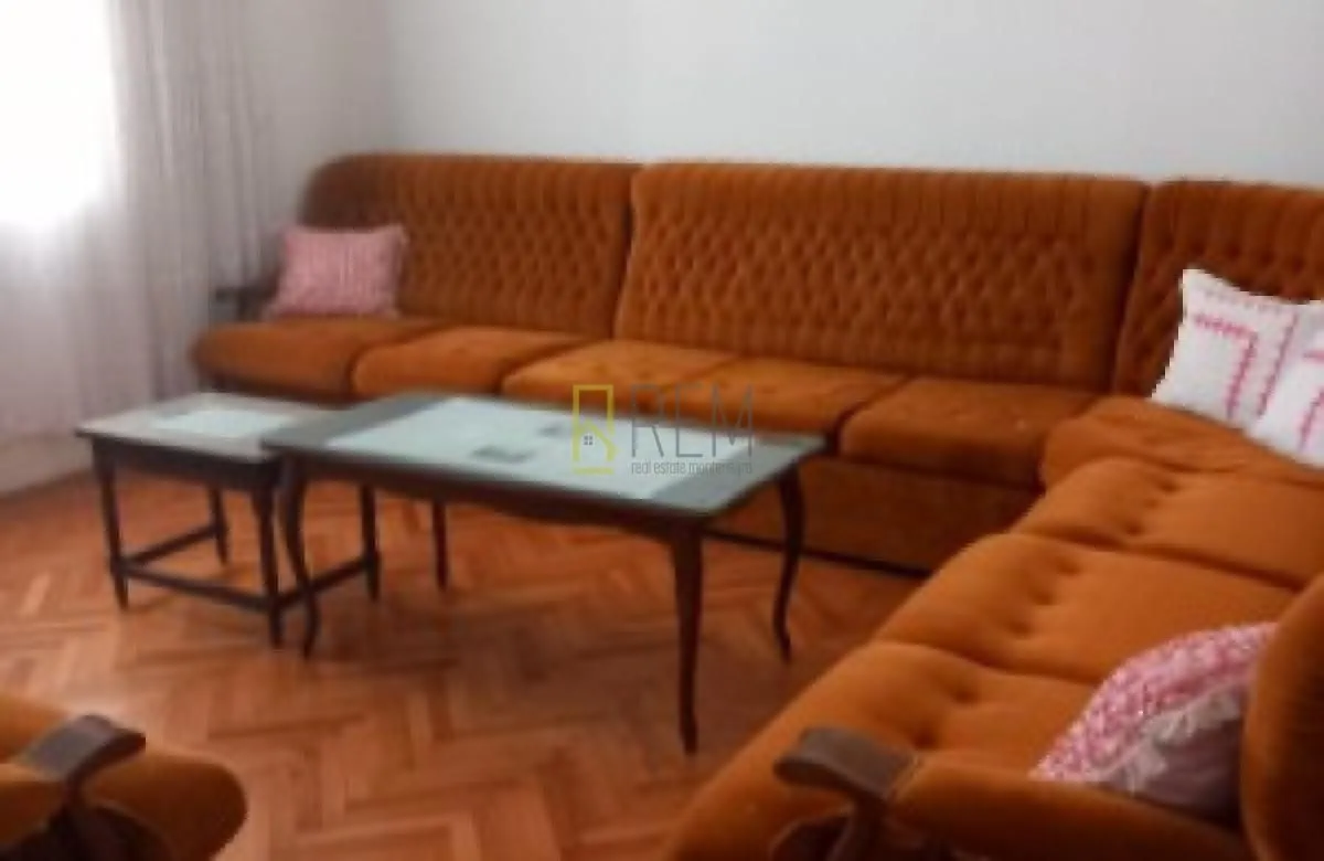 Izdavanje, kuća, 120m², Kunje, Bar