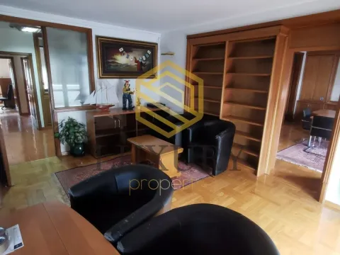 Rent, office space, 150m², Ljubović, Podgorica - image 1