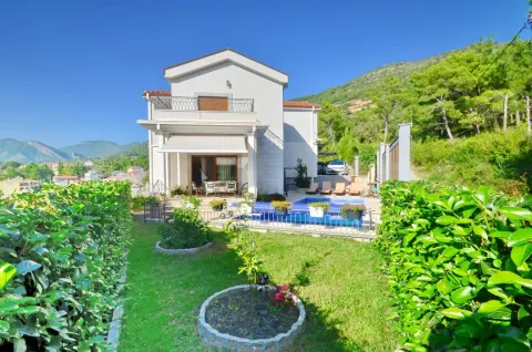 Rent, house, 212m², Kavač, Kotor - image 20