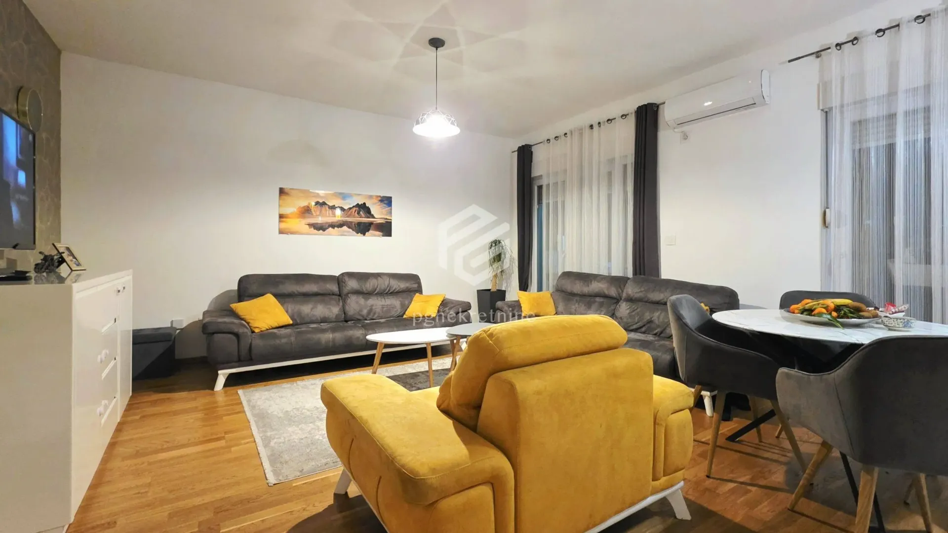 Prodaja, jednosoban stan, 49m², Stari Aerodrom, Podgorica