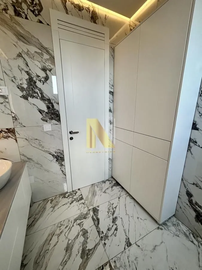 Rent, house, 215m², Sremska Kamenica, Petrovaradin