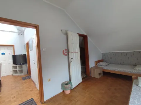 Sale, house, 260m², Gat, Subotica - image 31