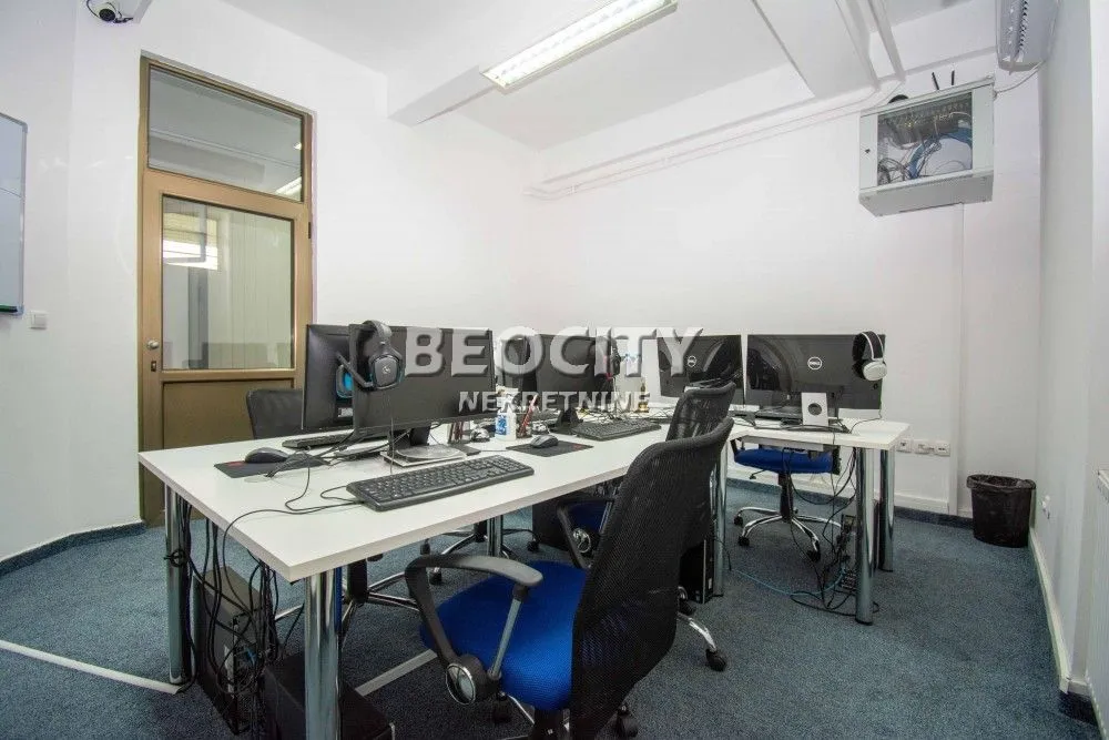 Sale, office space, 34m², Lion, Zvezdara Sve Podlokacije