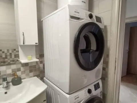 Izdavanje, kuća, 182m², Dobra Voda, Budva - image 8