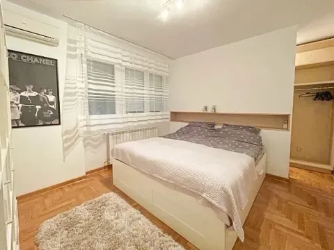 Sale, two bedroom apartment, 62m², Vračar Hram, Vračar Sve Podlokacije - image 7