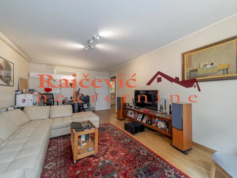 Prodaja, dvosoban stan, 73m², Kalenić Pijaca, Vračar Sve Podlokacije - image 7