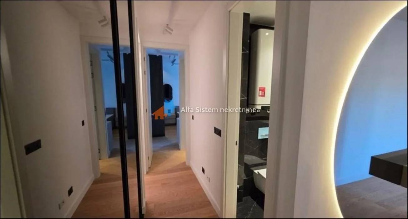 Izdavanje, trosoban stan, 95m², Klinički Centar, Beograd