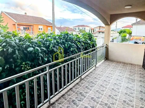 Izdavanje, kuća, 160m², Gornja Gorica, Podgorica - image 13