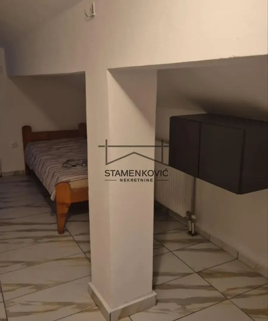 Prodaja, trosoban stan, 80m², Bulevar Oslobodjenja, Novi Sad Sve Podlokacije