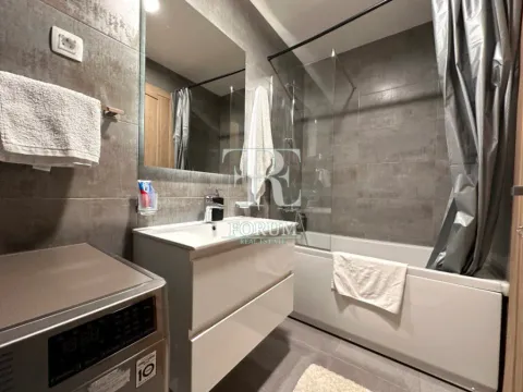 Izdavanje, dvosoban stan, 70m², Master Kvart, Podgorica - image 9