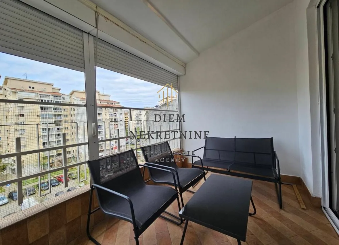 Rent, three bedroom apartment, 120m², Centar, Bar