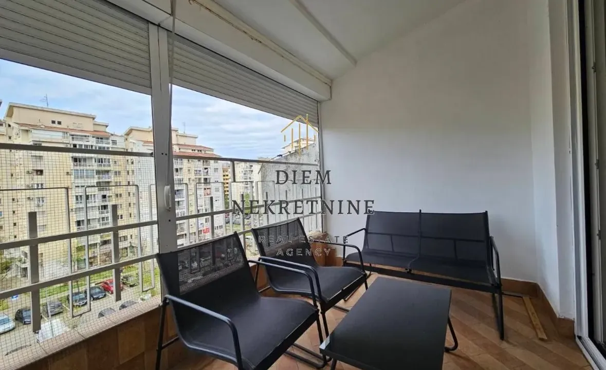 Rent, three bedroom apartment, 120m², Centar, Bar