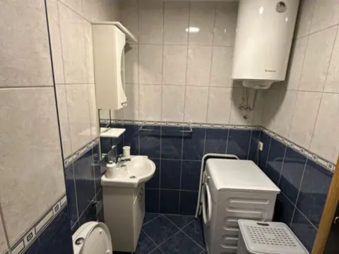 Izdavanje, jednosoban stan, 40m², Stari Aerodrom, Podgorica - image 7