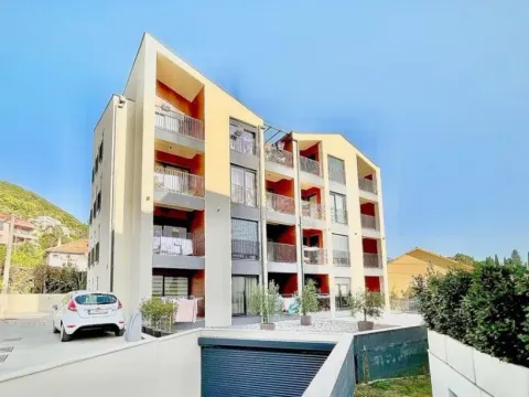 Izdavanje, jednosoban stan, 40m², Donja Lastva, Tivat - image 8