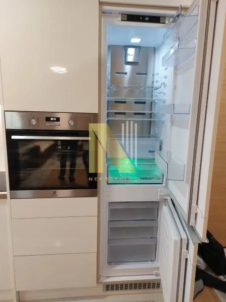Izdavanje, dvosoban stan, 47m², Grbavica, Novi Sad Sve Podlokacije