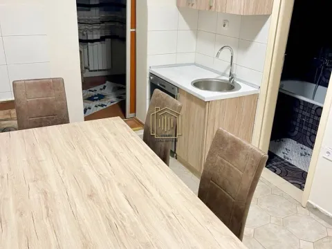 Izdavanje, dvosoban stan, 80m², Zelenika, Podgorica - image 11