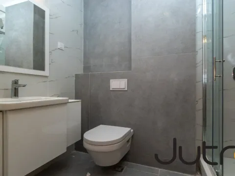 Izdavanje, jednosoban stan, 42m², Podgorica, Crna Gora - image 9