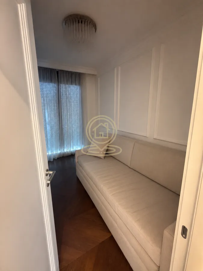 Rent, four bedroom apartment, 126m², Čubura, Beograd