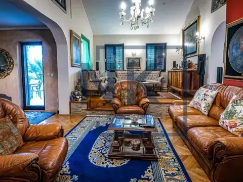 Sale, house, 280m², Ibričevina, Podgorica - image 6