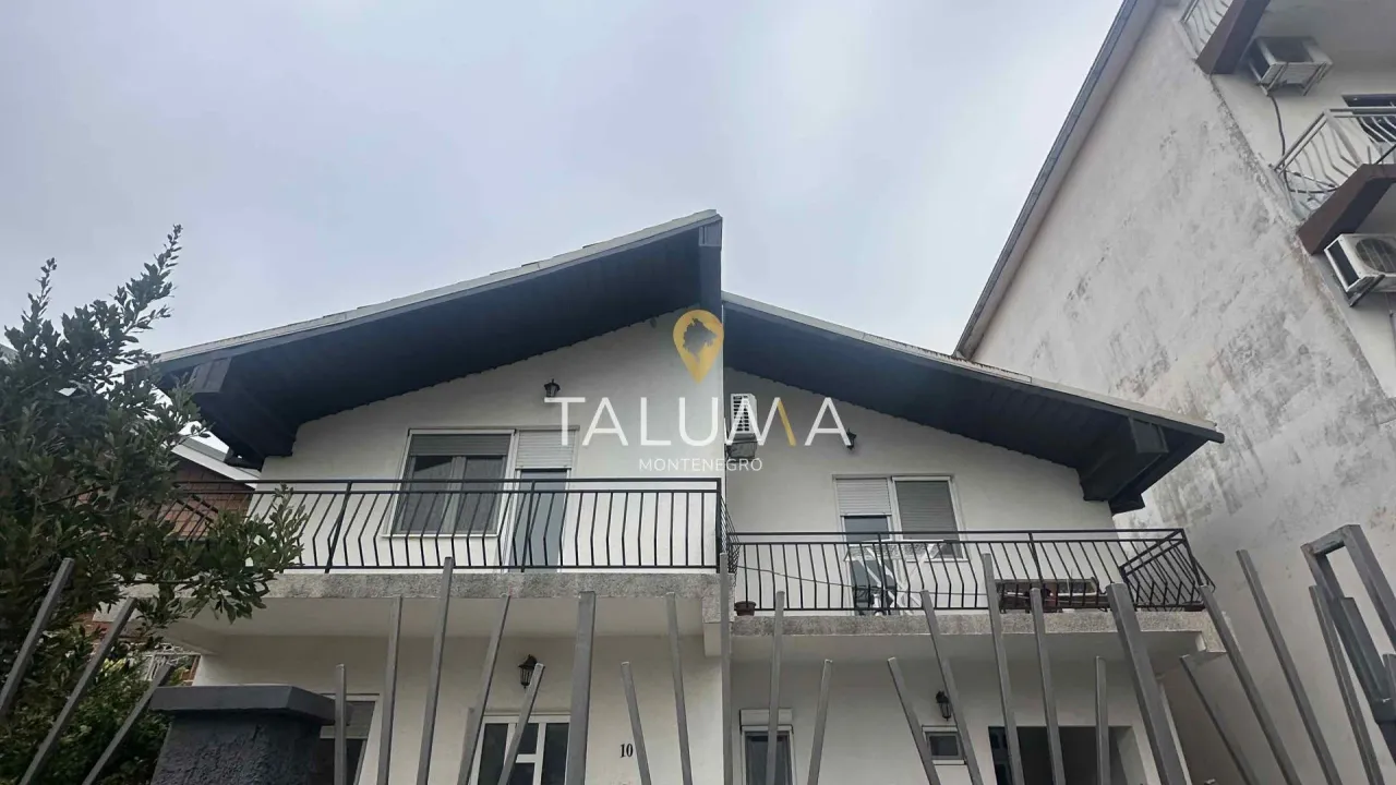 Prodaja, kuća, 146m², Stari Aerodrom, Podgorica