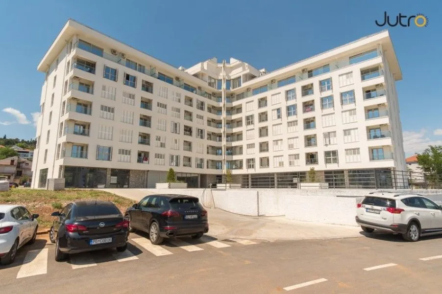 Izdavanje, stan, 48m², Momišići, Podgorica