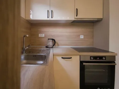 Sale, studio apartment, 46m², Dobrota, Kotor - image 8