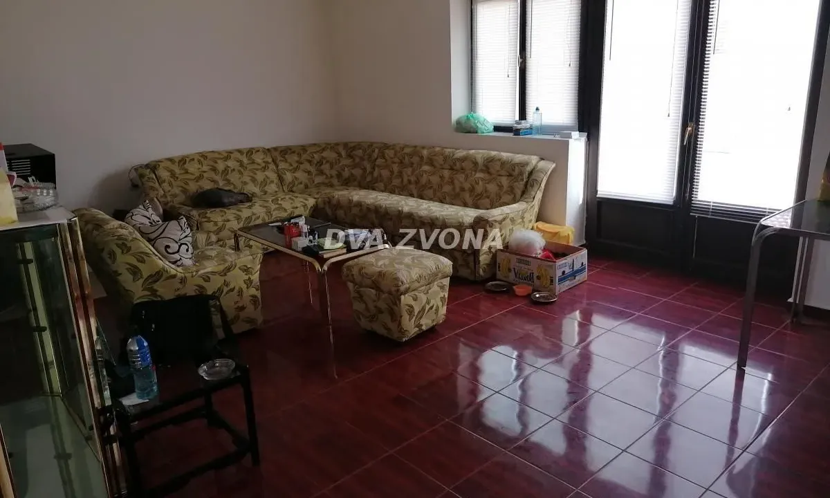 Prodaja, kuća, 350m², Kula, Srbija