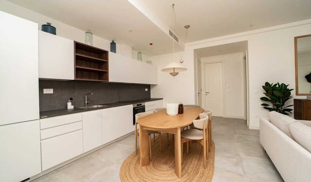 Prodaja, jednosoban stan, 77m², Luštica Bay, Tivat
