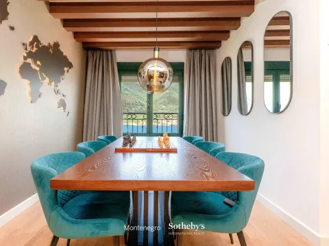 Sale, two bedroom apartment, 85m², Dobrota, Kotor - image 10