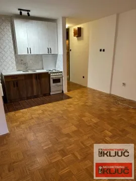 Prodaja, garsonjera, 27m², Novo naselje, Novi Sad - image 3