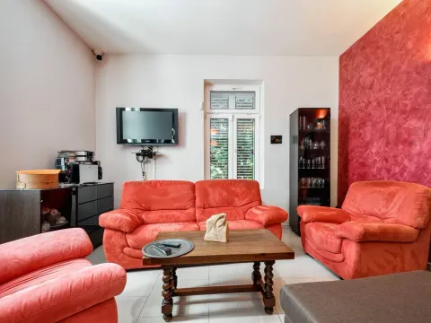 Prodaja, kuća, 240m², Tivat, Crna Gora - image 2