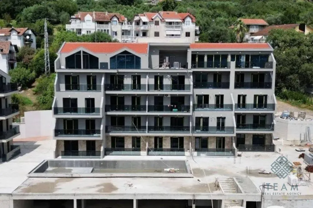 Prodaja, jednosoban stan, 50m², Baošići, Herceg Novi