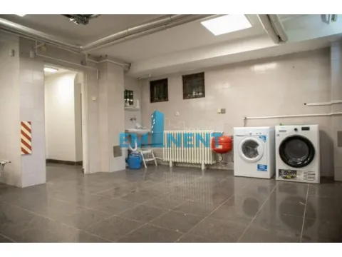 Sale, house, 260m², Čukarica, Beograd - image 17