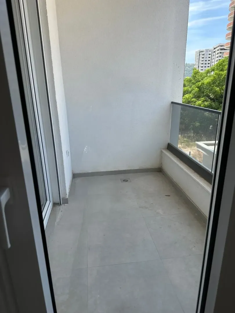 Rent, one bedroom apartment, 47m², Centar, Bar