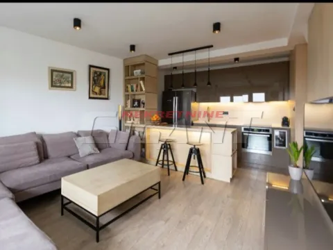 Prodaja, stan, 126m², Autokomanda, Voždovac Sve Podlokacije