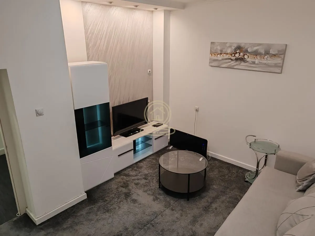 Rent, one bedroom apartment, 31m², Tašmajdan, Palilula Sve Podlokacije