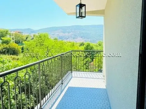 Prodaja, trosoban stan, 117m², Herceg Novi, Crna Gora - image 9