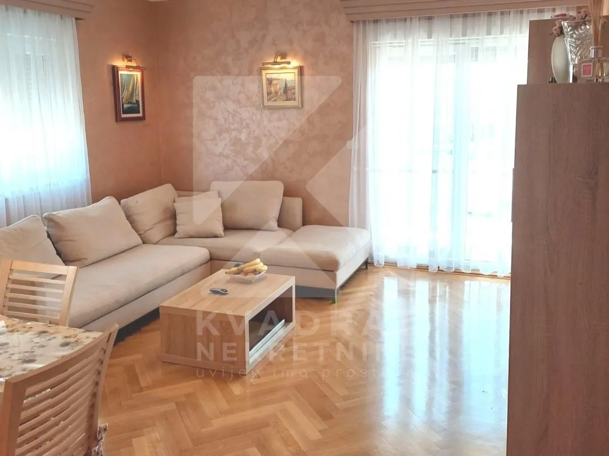 Rent, two bedroom apartment, 88m², City Kvart, Podgorica