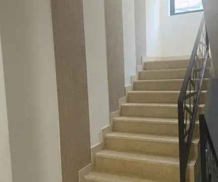 Izdavanje, trosoban stan, 111m², Vezirov Most, Podgorica - image 7