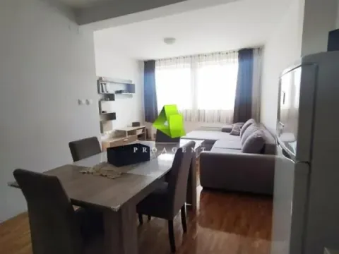 Izdavanje, trosoban stan, 80m², Medijana, Niš - image 4