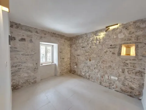Prodaja, jednosoban stan, 57m², Perast, Kotor - image 6