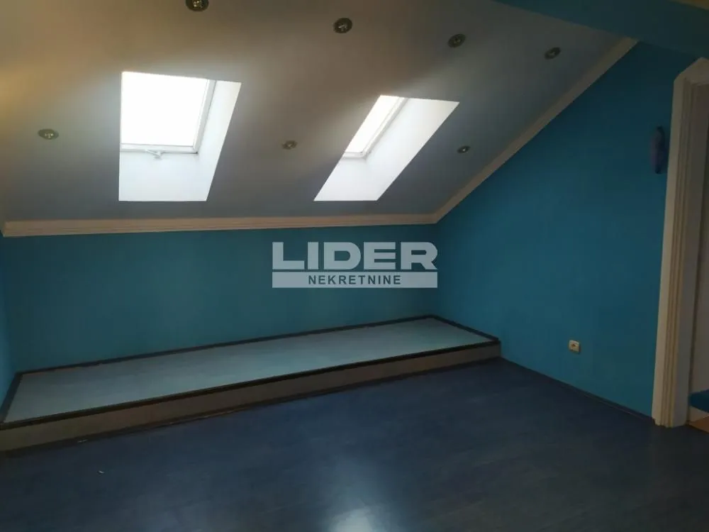 Sale, three bedroom apartment, 75m², Višnjička Banja, Palilula Sve Podlokacije